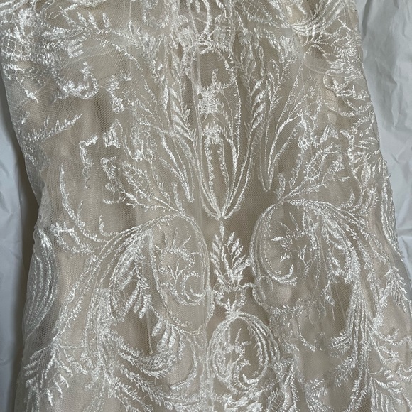 Maggie Sottero WEDDING DRESS - EUC! - Picture 10 of 13